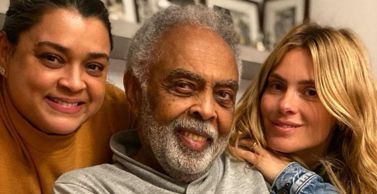 Gilberto Gil parabeniza Carolina Dieckmann com homenagem carinhosa: ”Amiga”