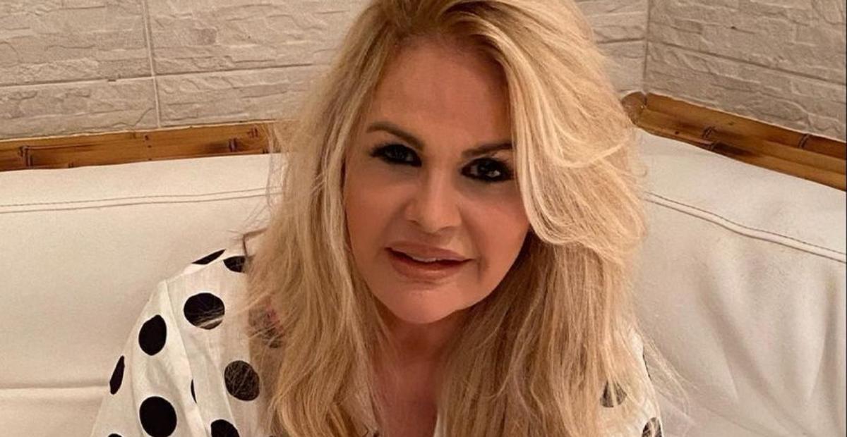 Monique Evans faz crítica aos procedimentos estéticos em A Fazenda 13