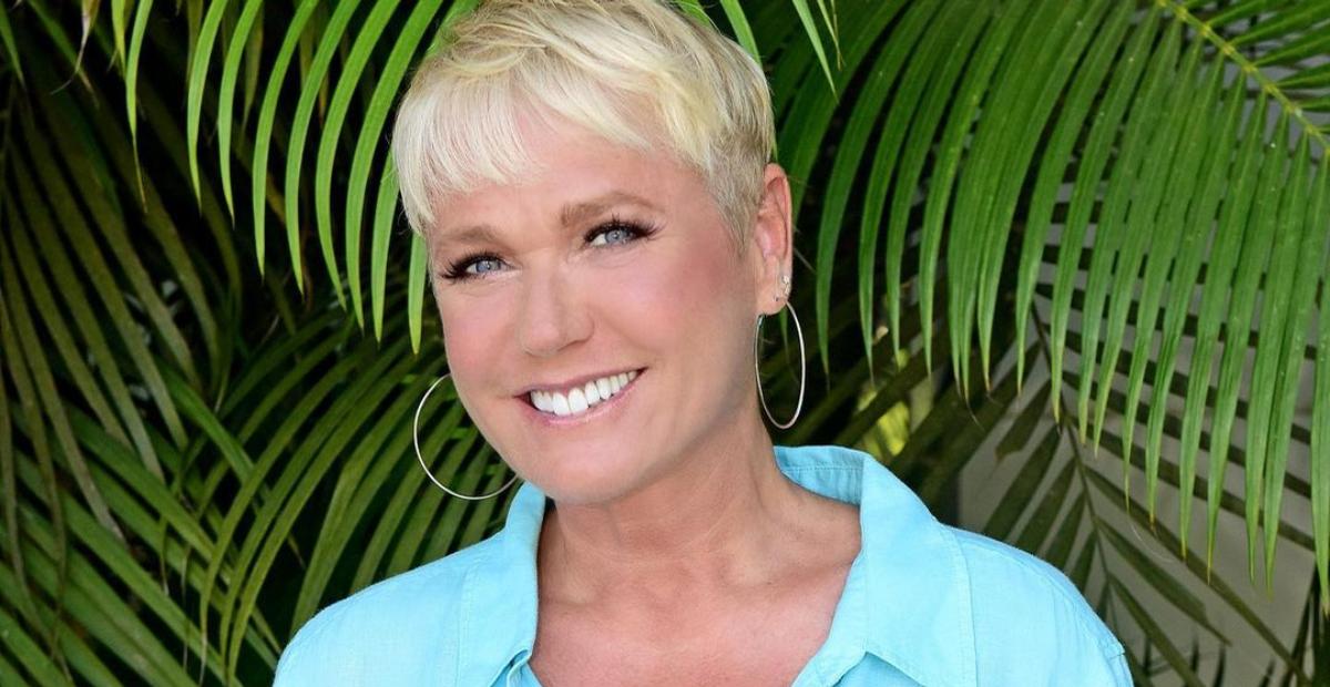 Xuxa Meneghel relembra ensaio da juventude feito na praia: ”Uma das capas mais bonitas que já fiz”