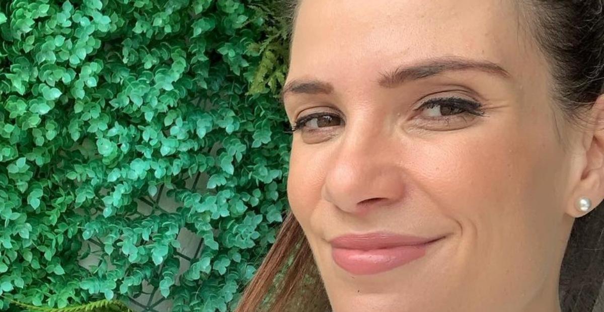 Sabina Simonato encanta ao comemorar o quarto mês da filha: ”Linda flor”