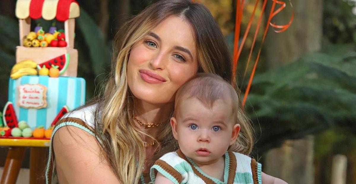 Lorena Carvalho comemora mesversário do filho com festinha temática