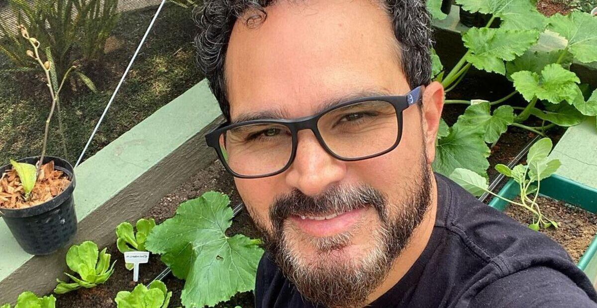 Luciano Camargo impressiona ao mostrar cinema de sua mansão