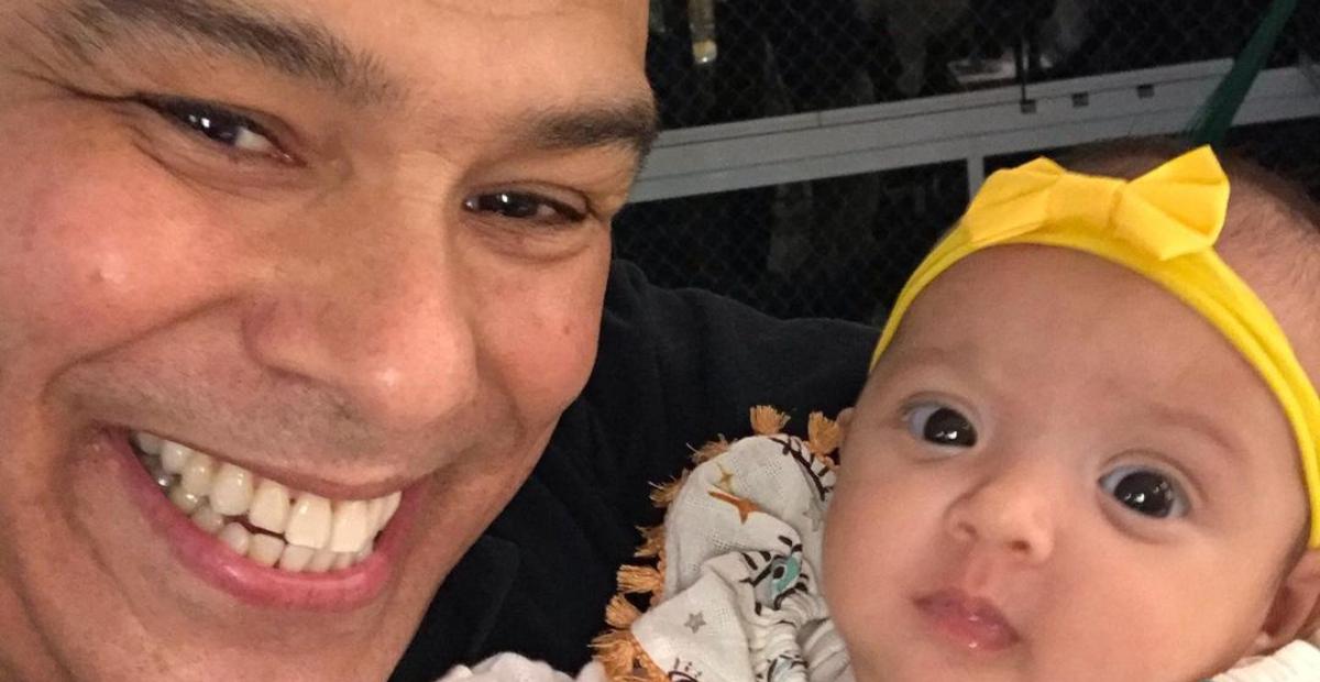 Mauricio Mattar se diverte com a neta, Esmeralda: ”Momento eterno”