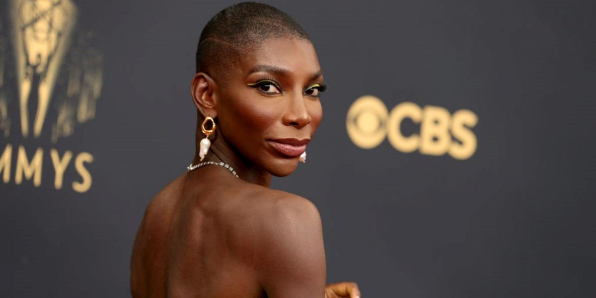 Emmy 2021: Michaela Coel faz discurso emocionante após levar prêmio: ‘Sobreviventes de abuso sexual’