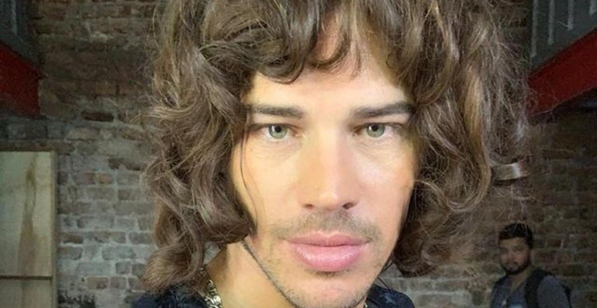 Após dois anos de preparação, José Loreto anuncia saída de filme sobre Sidney Magal