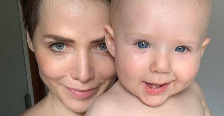 Leticia Colin publica registros de passeio com o filho, Uri, durante viagem e encanta: ”Que amor”