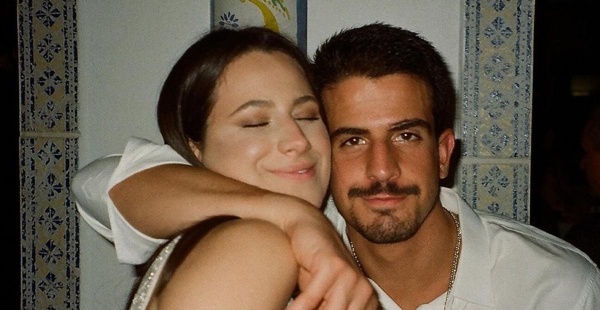 Enzo Celulari publica registros descontraídos com Sophia Raia e lamenta: ”Saudade”