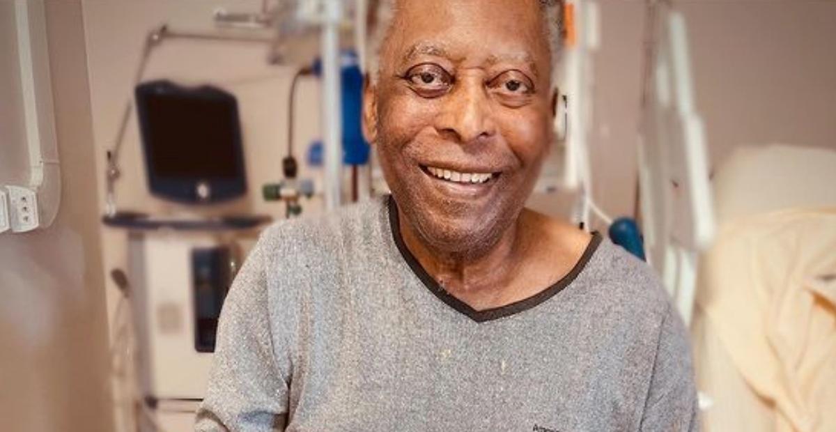 Filha de Pelé mostra o pai com novo visual: ”Pintou o cabelo”