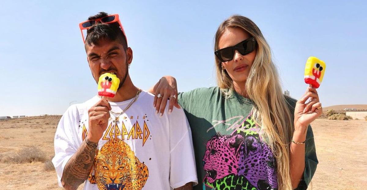 Yasmin Brunet posta sequência de fotos com Gabriel Medina no meio do deserto