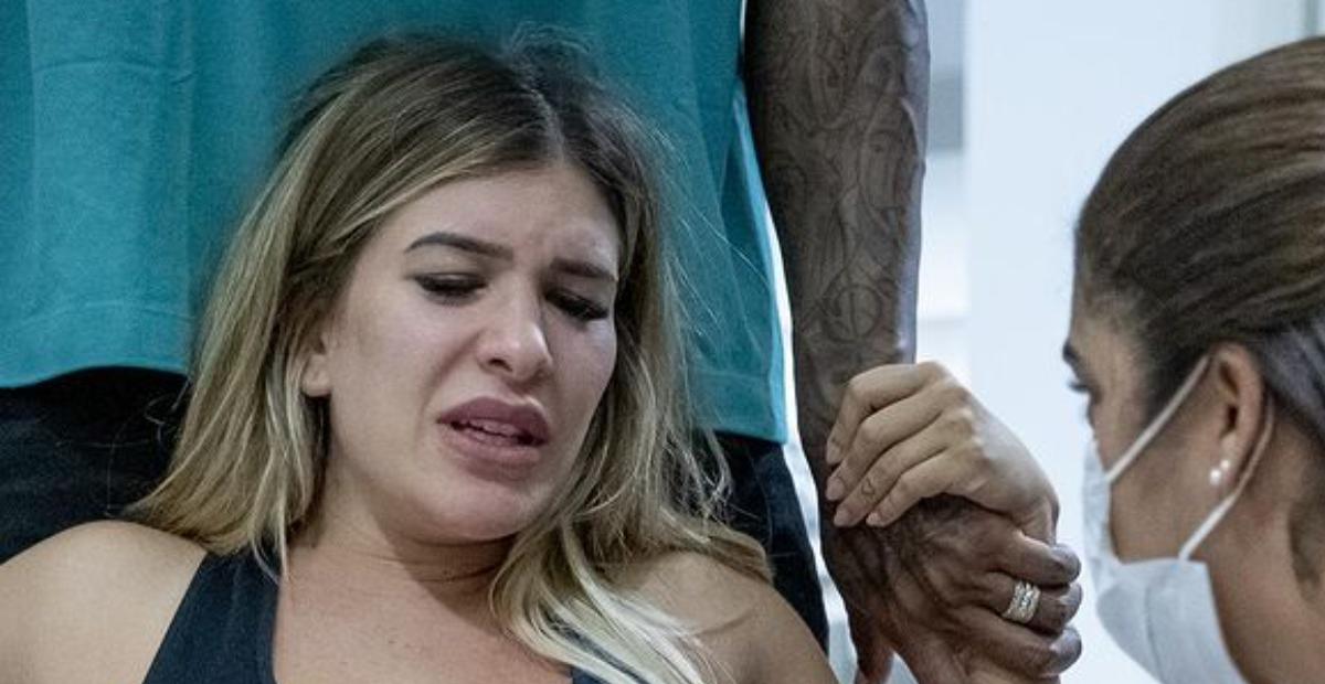 Lorena Improta dá detalhes do parto da primeira filha, Liz: ”Da maneira que sempre sonhei”