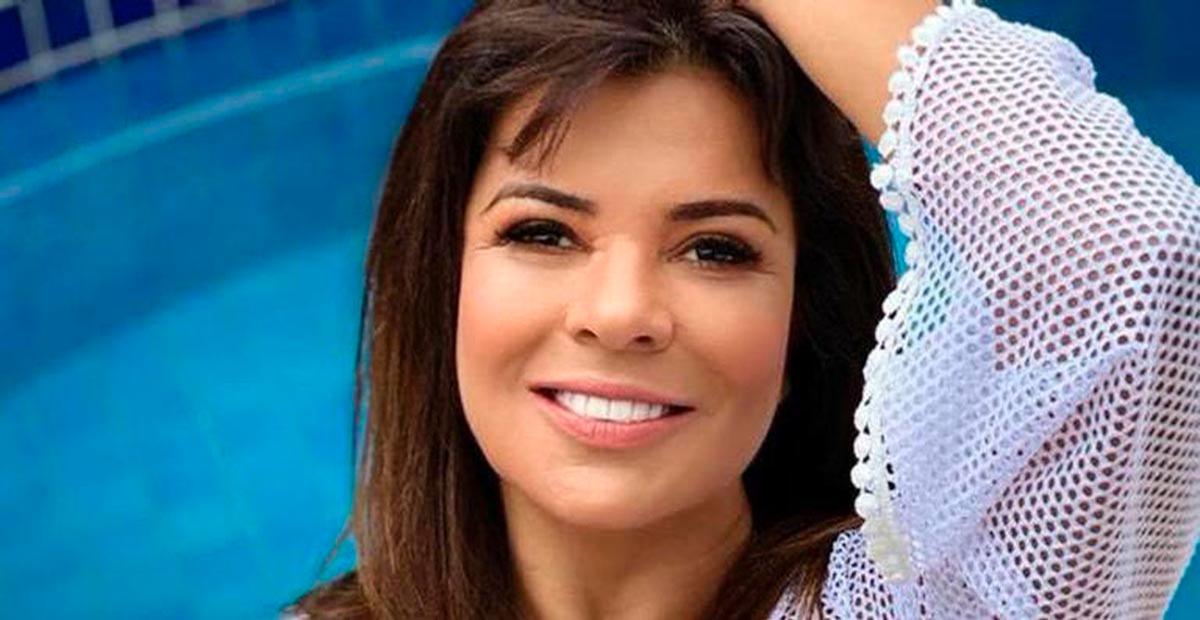 Sem sutiã, Mara Maravilha surge com noivo mais jovem e rebate críticas: ”Sou amada”