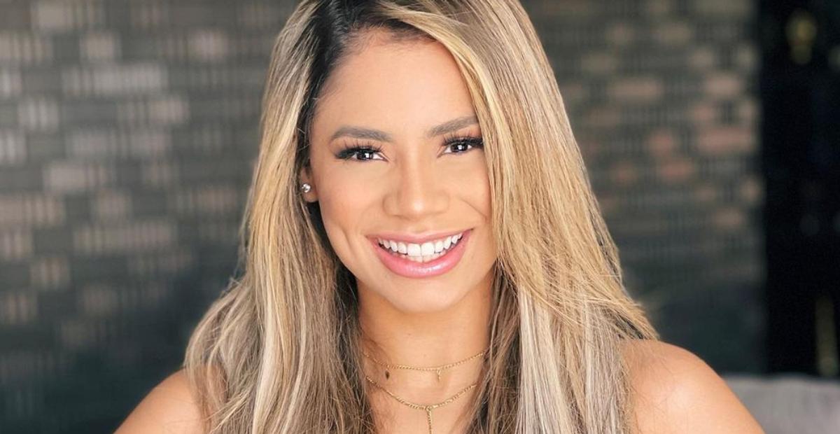Rainha de Bateria, Lexa ostenta corpão com vestido ousado em gravação para a Unidos da Tijuca