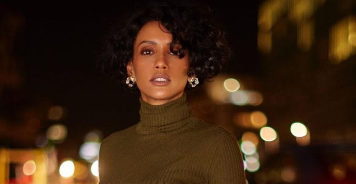 Taís Araújo exibe novo visual ao sugir com look elegante e grifado de quase R$50 mil em Paris