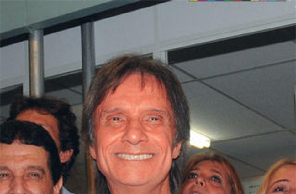 ROBERTO CARLOS