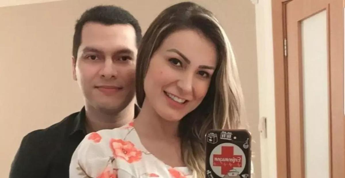 Thiago Lopes posta foto com Andressa Urach e afirma: ”Podem tirar o ex quando se referirem a mim”