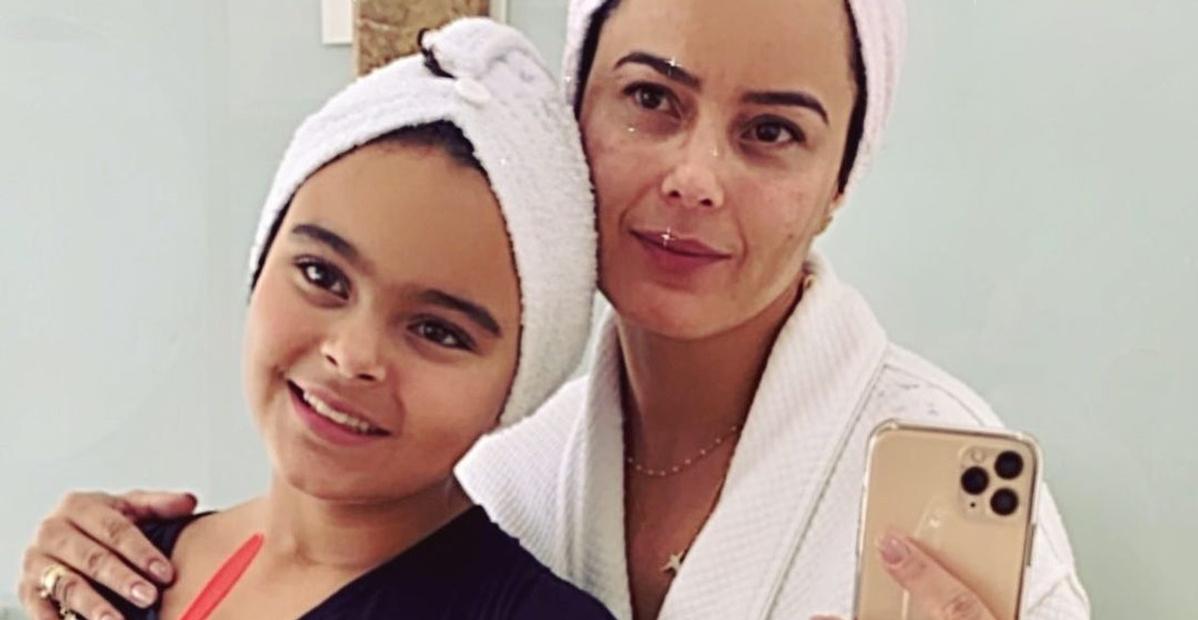 Luciele Di Camargo se surpreende com crescimento da filha: ”Estamos dividindo o guarda-roupa”