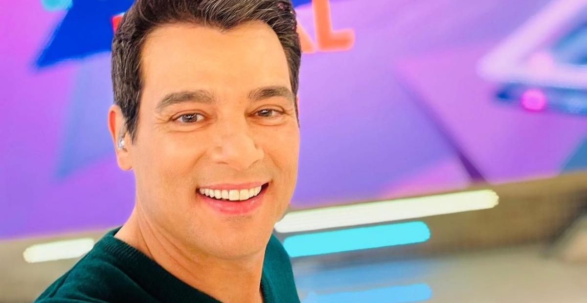 Celso Portiolli atinge marca de 10 milhões de seguidores e brinca: ”Chegou a derrubar o Insta”
