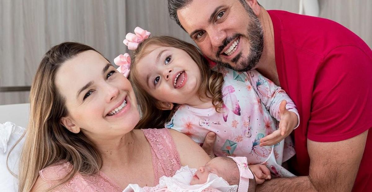 Thaeme celebra seu aniversário em família: ”Meu maior e melhor presente”