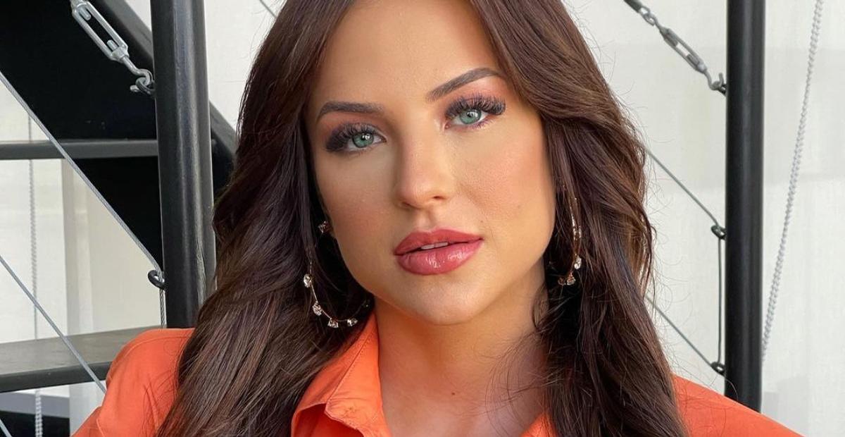Em Dubai, Gabi Martins exibe corpão sarado em biquíni mínimo e web dispara: ”Deusa”