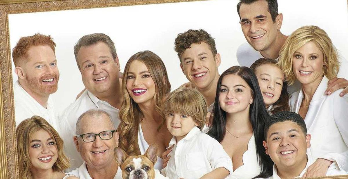 Estrela de Modern Family expõe abusos que sofreu em Hollywood