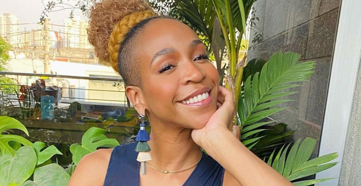 Poderosíssima, Karol Conká faz performance em passeio de barco: ”Nossa Rihanna brasileira”