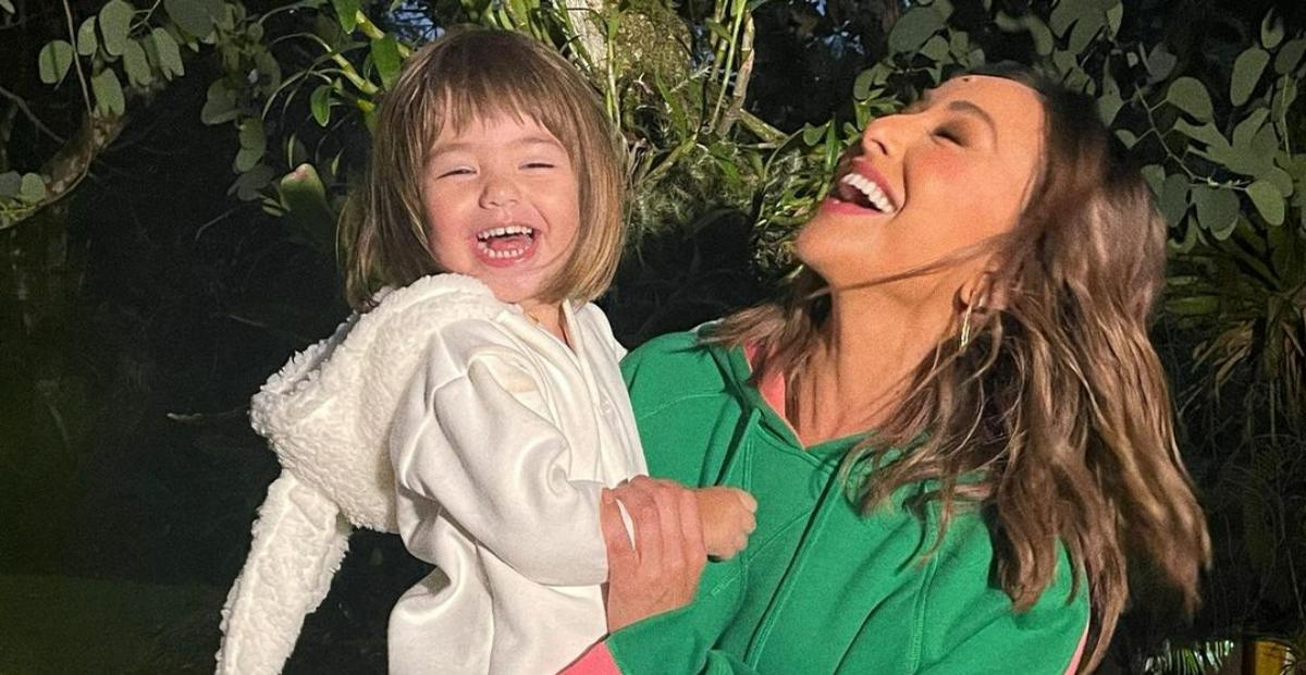 Sabrina Sato adianta retorno de Paris por conta da filha, Zoe: ”Era uma saudade que doía no peito”