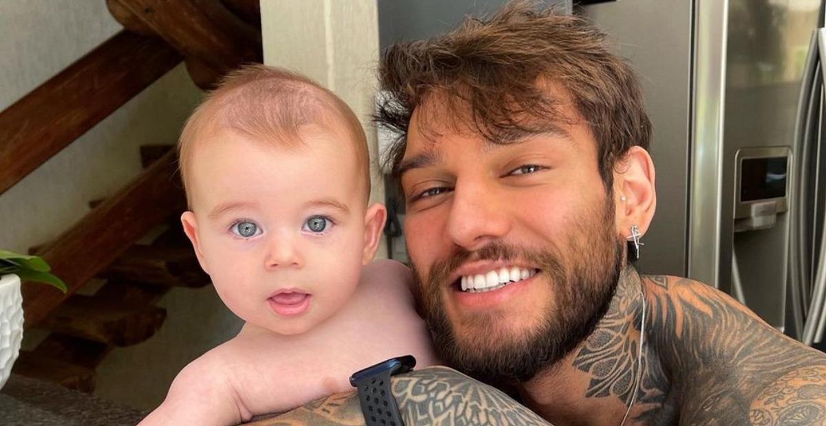 Lucas Lucco se derrete ao mostrar sorrisinho encantador do filho Luca
