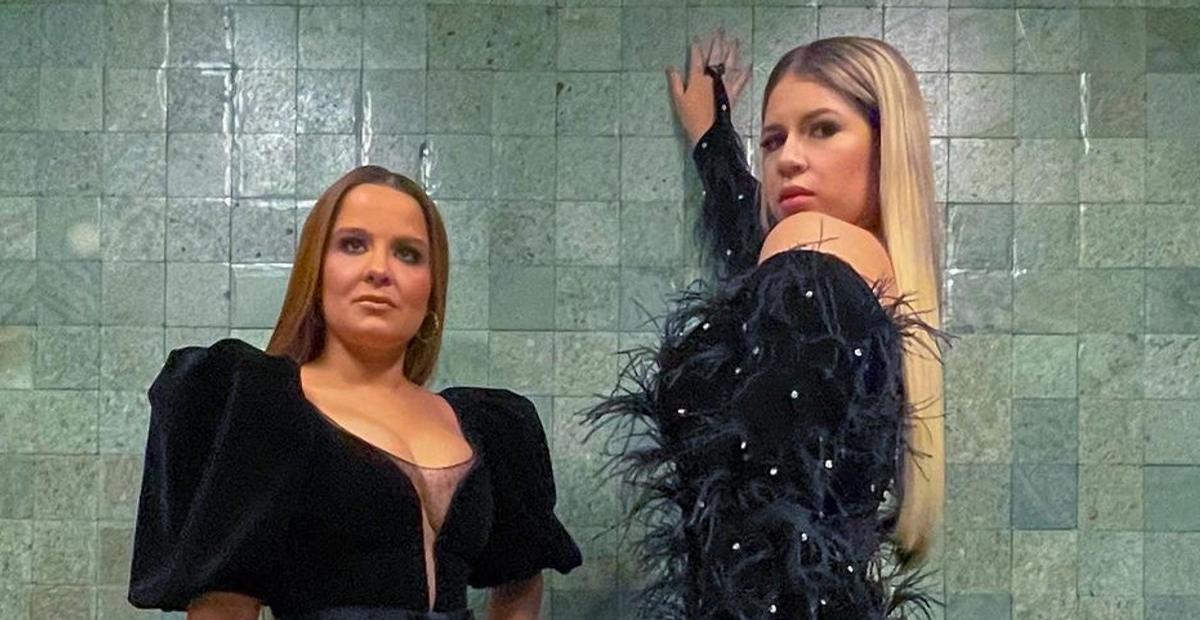 Maiara compartilha clique ao lado de Marília Mendonça e se declara: ”Que honra”