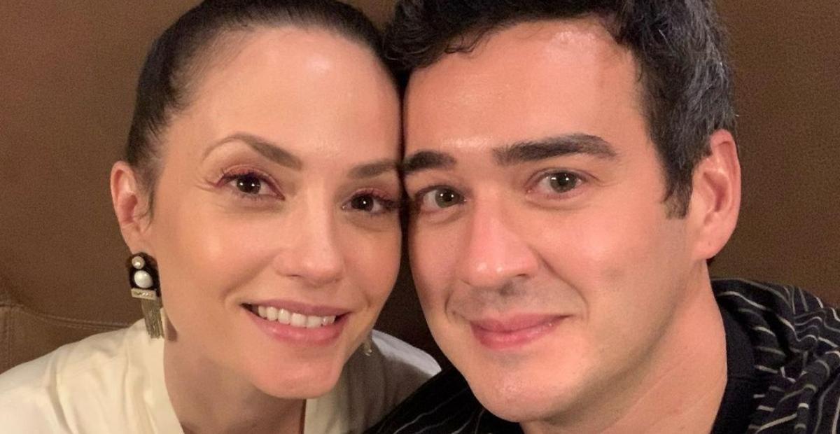 Marcos Veras curte jantar romântico com Rosanne Mulholland: ”Fizemos uma loucura”