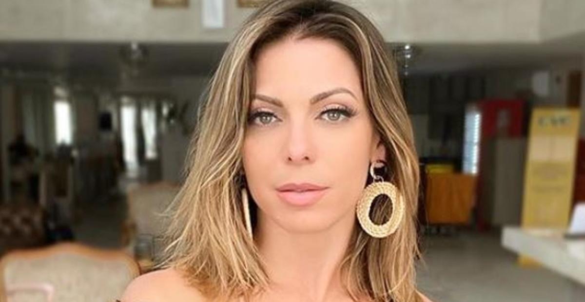 Sheila Mello anuncia novo projeto: ”É com muita felicidade que eu compartilho com vocês”