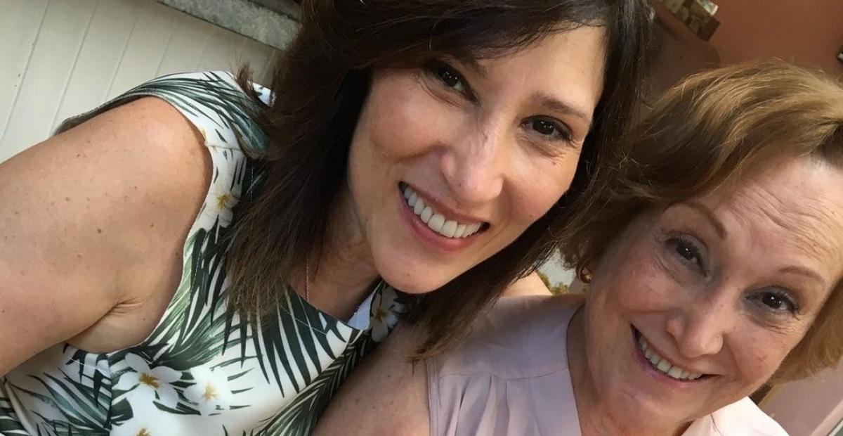 Beth Goulart lamenta mortes por covid-19: ”Mãezinha estava entre as 600 mil vidas