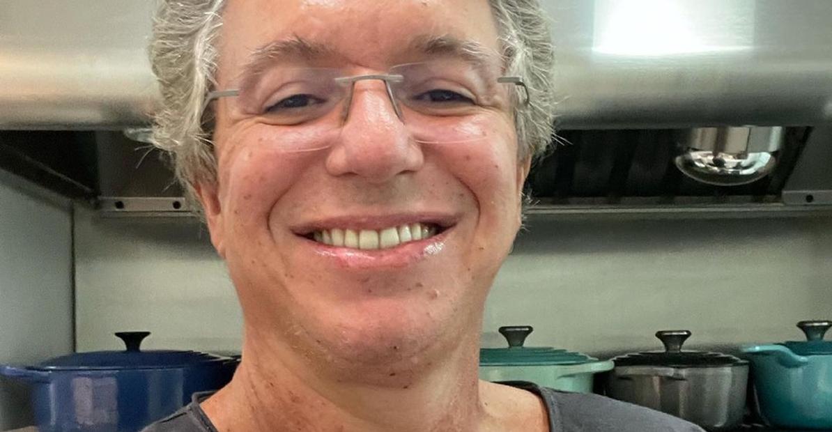 Boninho manda recado para Tadeu Schmidt: ”Nosso time e dummies te esperam de braços abertos”