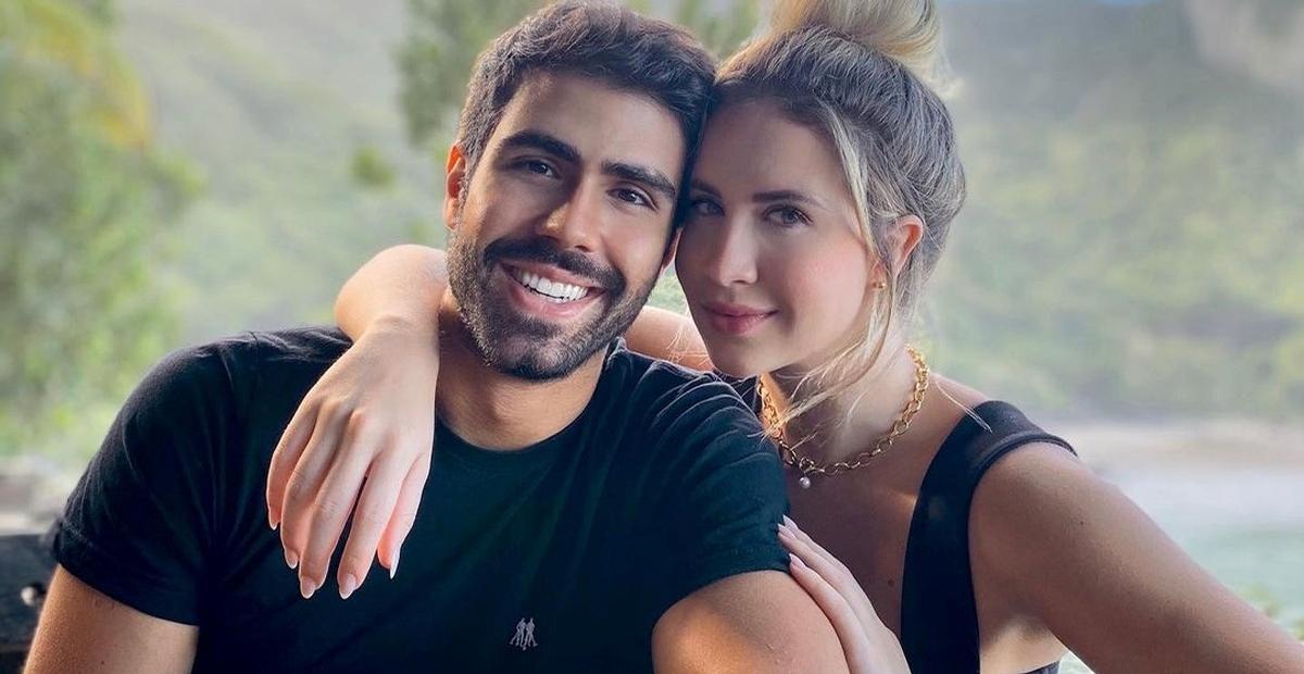 Chega ao fim o namoro de Juliano Laham e Raphaela Palumbo