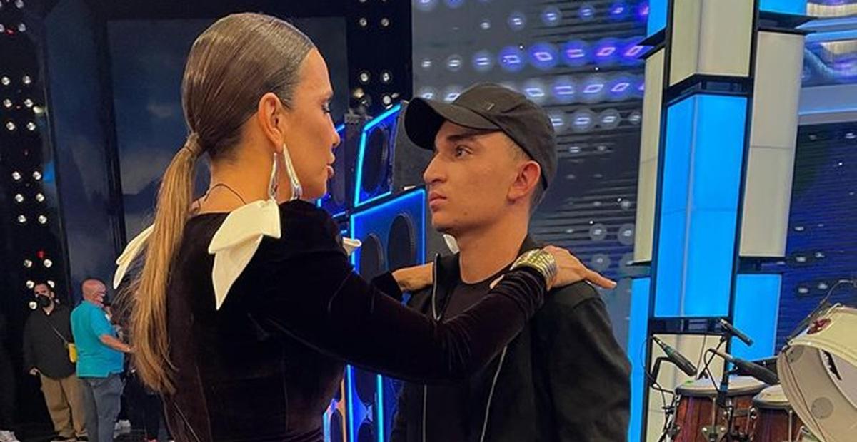 João Gomes celebra participação no Domingão e recebe carinho de Ivete Sangalo: ”Muito feliz!”