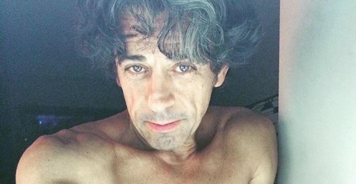 Aos 65 anos, Taumaturgo Ferreira posta cliques ousadíssimos e surpreende web: ”Uaaaaau arrasou”