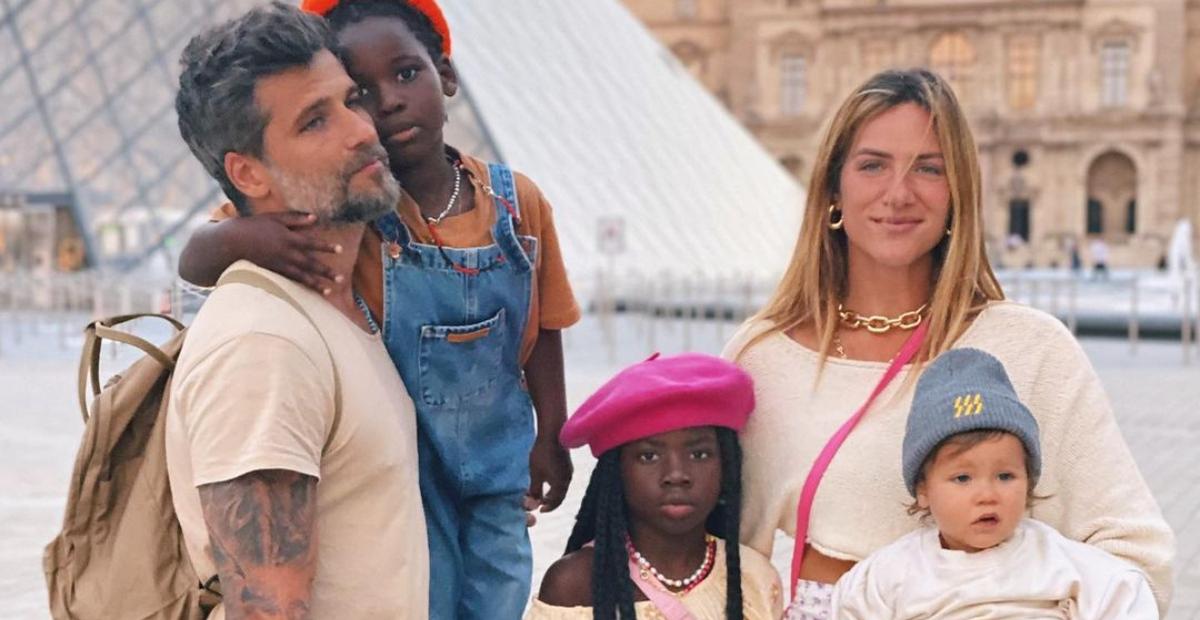 Bruno Gagliasso posta sequência de cliques da família na Bahia: ”Memórias”