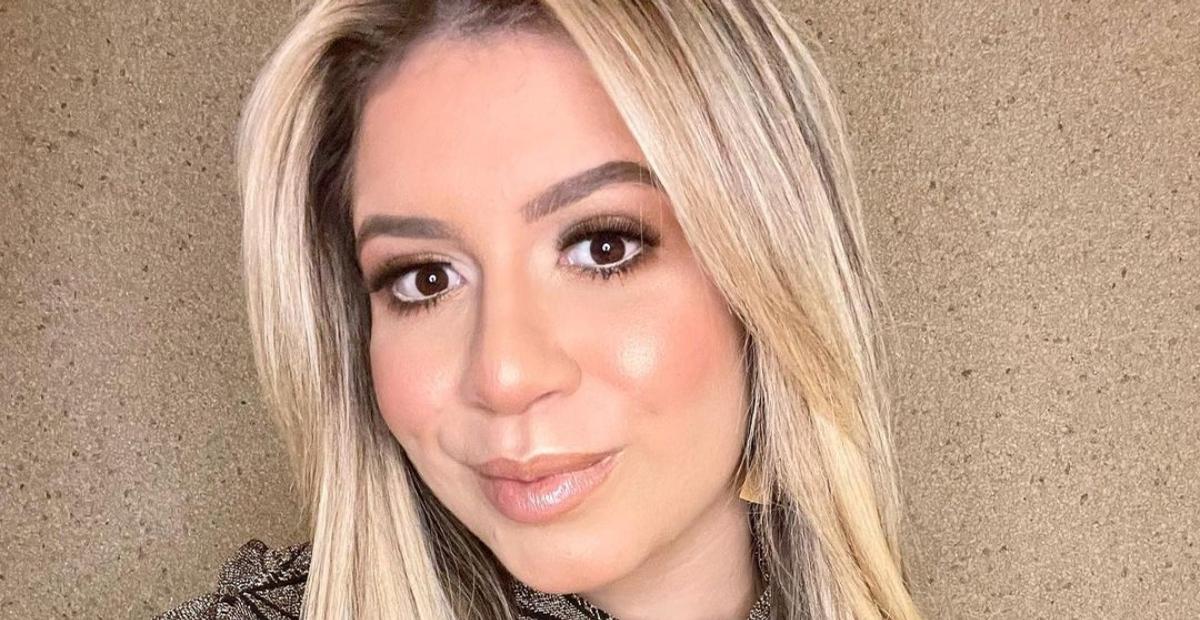 Marília Mendonça exibe micro cinturinha e bumbum GG com look justinho no ‘Domingão’: ”Sensacional”