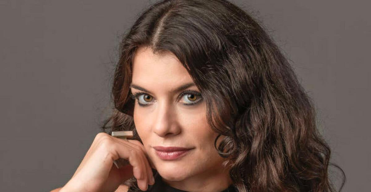 Alinne Moraes fala de sua personagem em ‘Um Lugar ao Sol’: ”Complexa e sem amor”