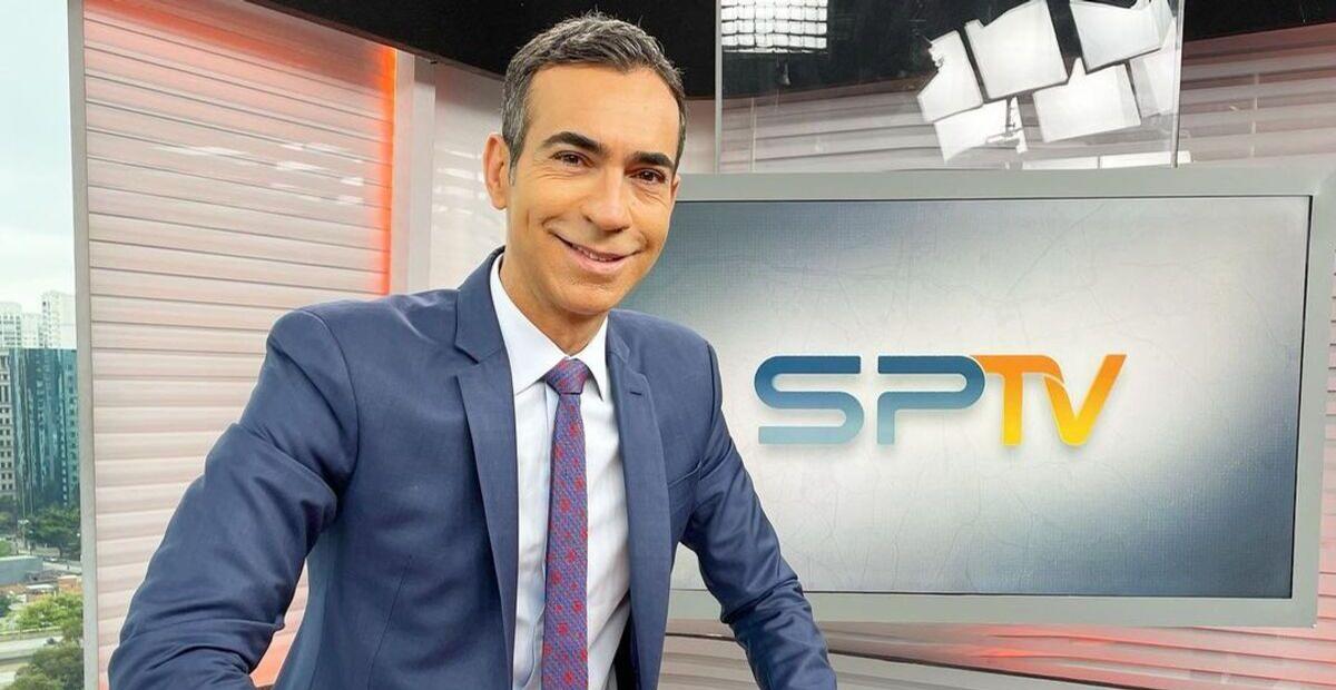 Cesar Tralli mostra presente especial que ganhou de sua ex-equipe
