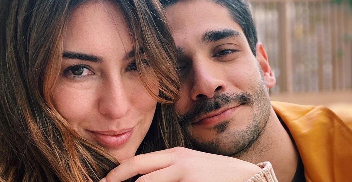 Fernanda Paes Leme e o namorado surgem em fotos românticas em Salvador: ”Amor ao quadrado”