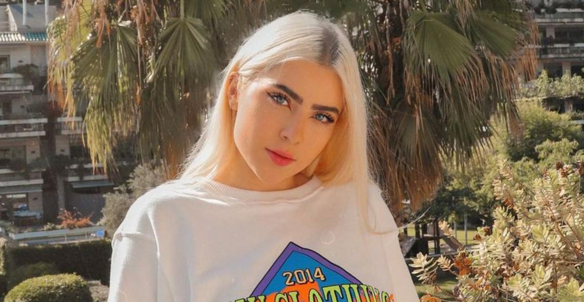 Jade Picon exibe corpão ao surgir de biquíni durante passeio de barco: ”Meu habitat natural”