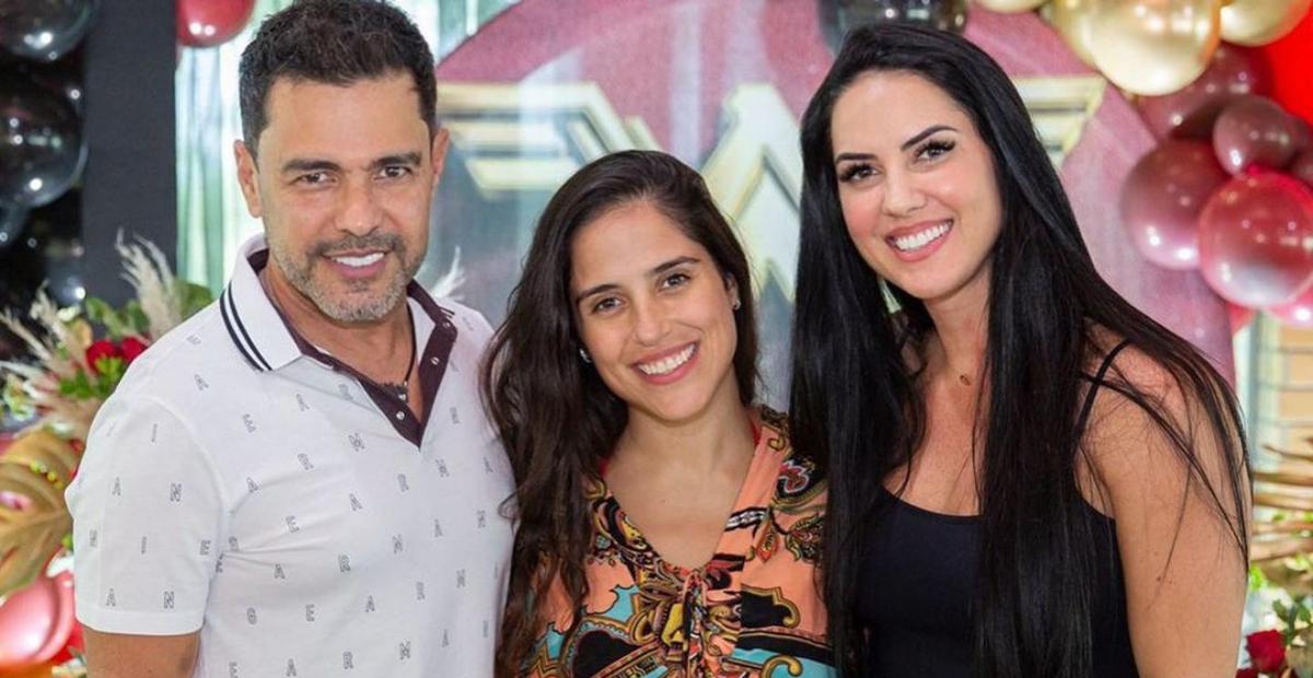 Zezé Di Camargo posta cliques com sua família no aniversário da filha, Camilla: ”Momento especial!”