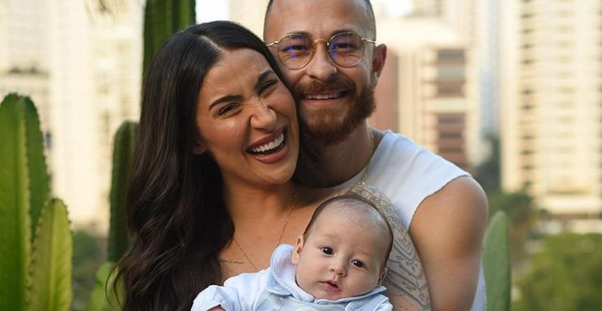 Ao lado de Fred e Cris, Bianca Andrade anuncia novidade para os fãs: ”Vamos nos mudar”