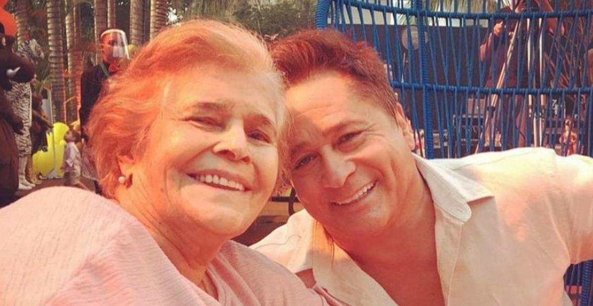 Leonardo presta homenagem de aniversário para sua mãe: ”Que Deus continue te abençoando!”