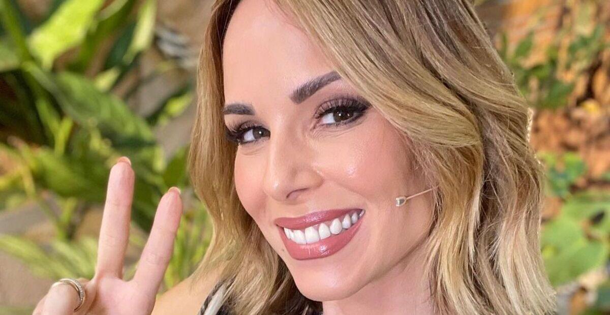 De look fitness, Ana Furtado exibe curvas saradas e bem definidas
