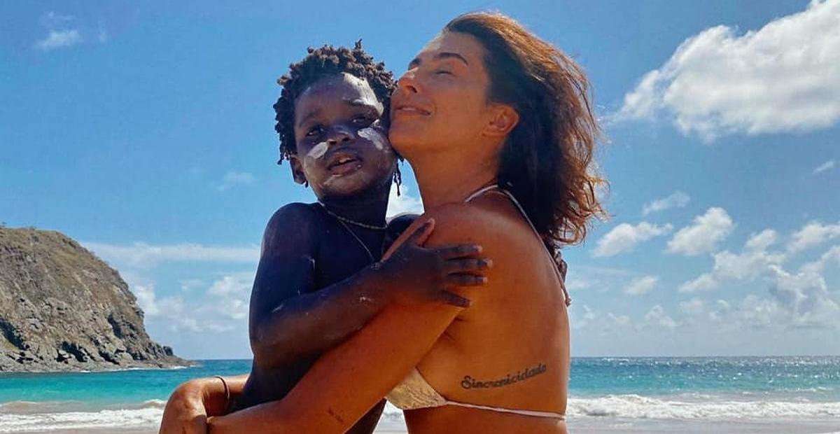 Fernanda Paes Leme flagra Bless ao pôr-do-sol e se derrete: ”Dinda ama”