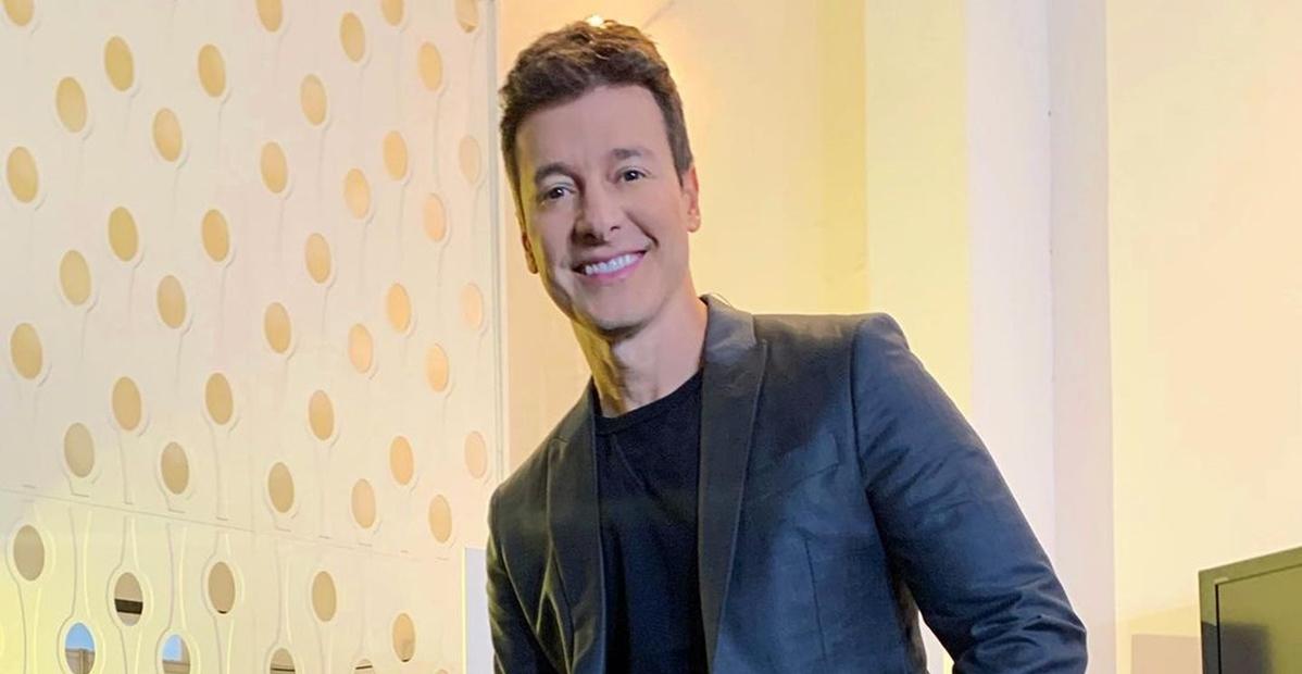 Completando 48 anos, Rodrigo Faro agradece carinho e brinca: ”Vamos malhar pra não cair”