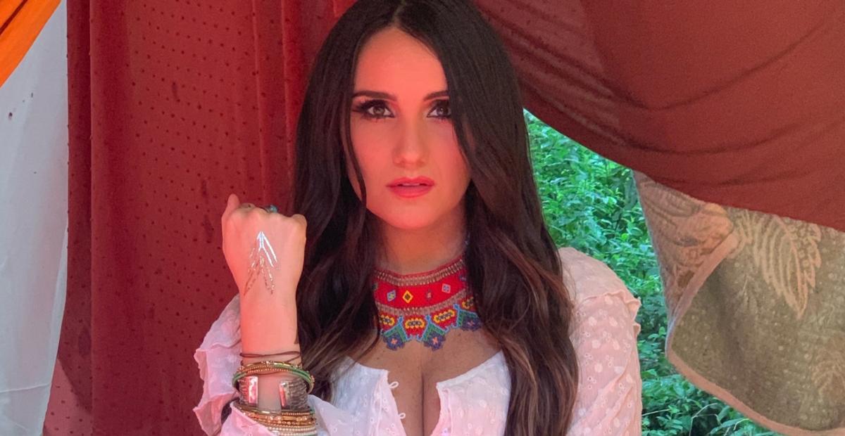 Dulce Maria lança o seu tão aguardado álbum ‘Origen’: ”Um projeto livre e de todo meu coração”