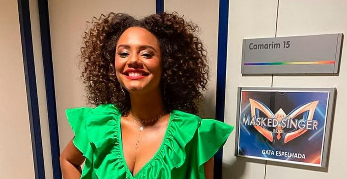 Jéssica Ellen arranca elogios ao exibir look deslumbrante para o TVZ: ”Sempre arrasando!”