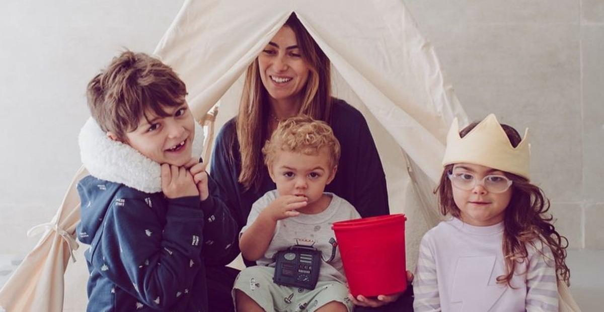 Mãe de três, Mariana Uhlmann faz textinho especial para cada um dos filhos
